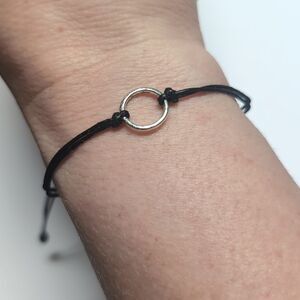 516 Black Adjustable Slider Bracelet with‎ Silver Ring